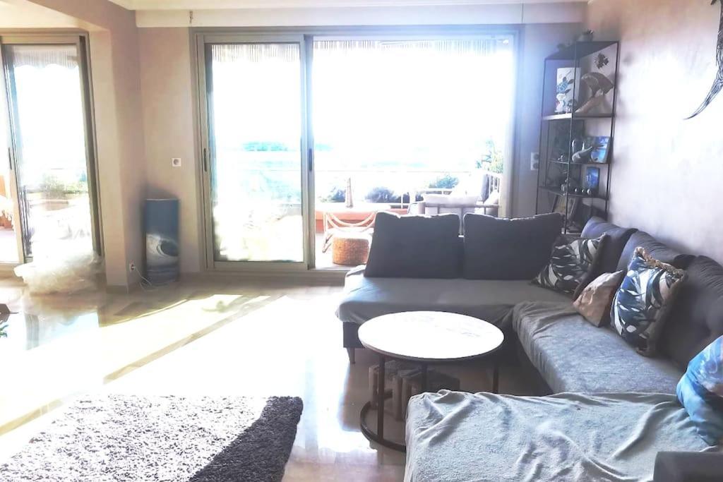 Appartement Nice Centre Vue Mer Avec Piscine Pour Famille, Couple D'Amis Pas De Groupes De Jeunes Autorises Екстериор снимка